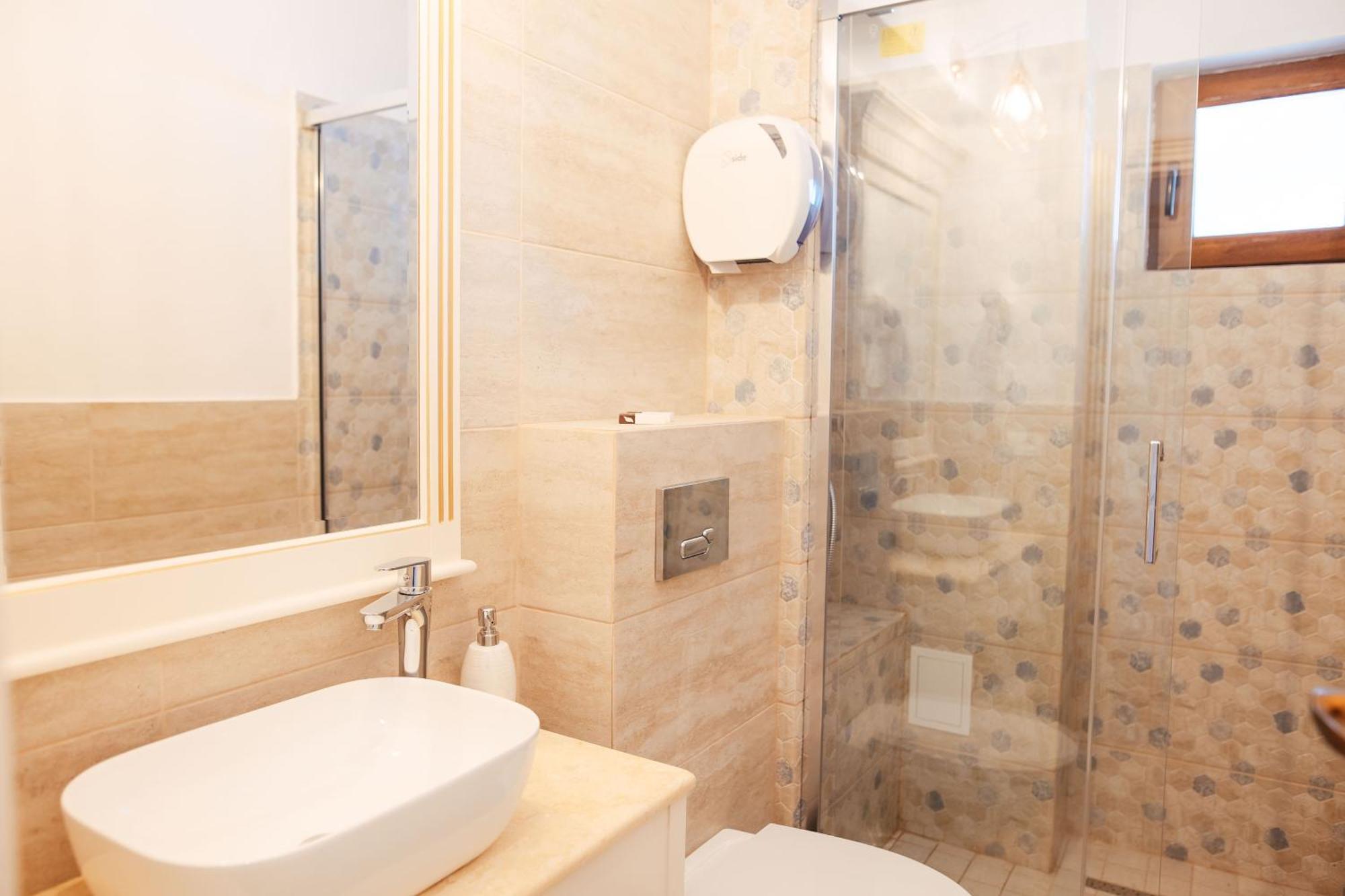 Hotel Miruna Sîmbăta de Sus Buitenkant foto
